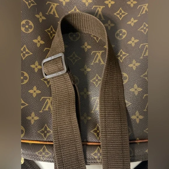 Louis Vuitton Reporter GM Monogram Shoulder Bag - Picture 10 of 13